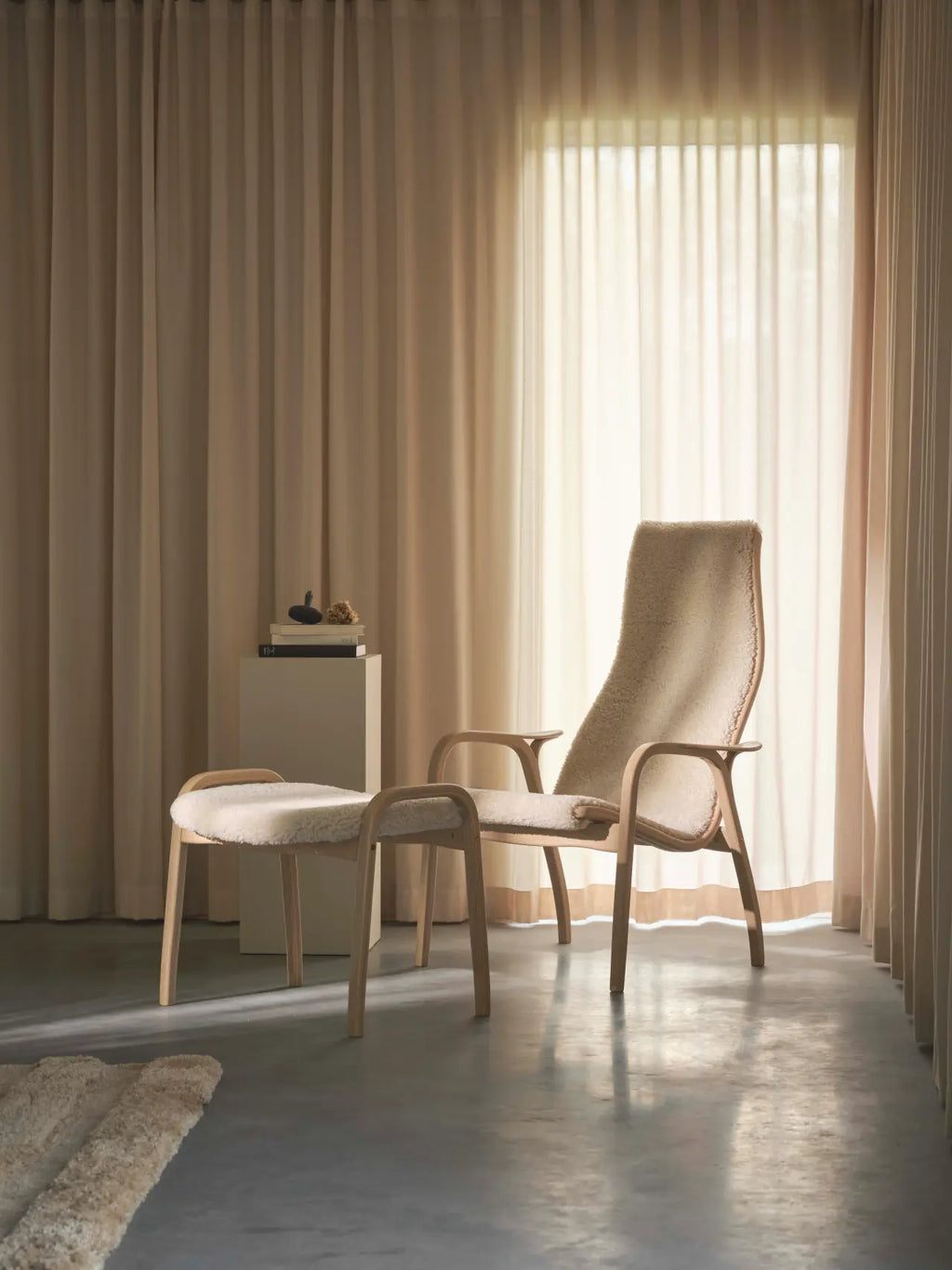 Lamino Easy Chair
