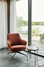 Pillo Easy Chair Low Back