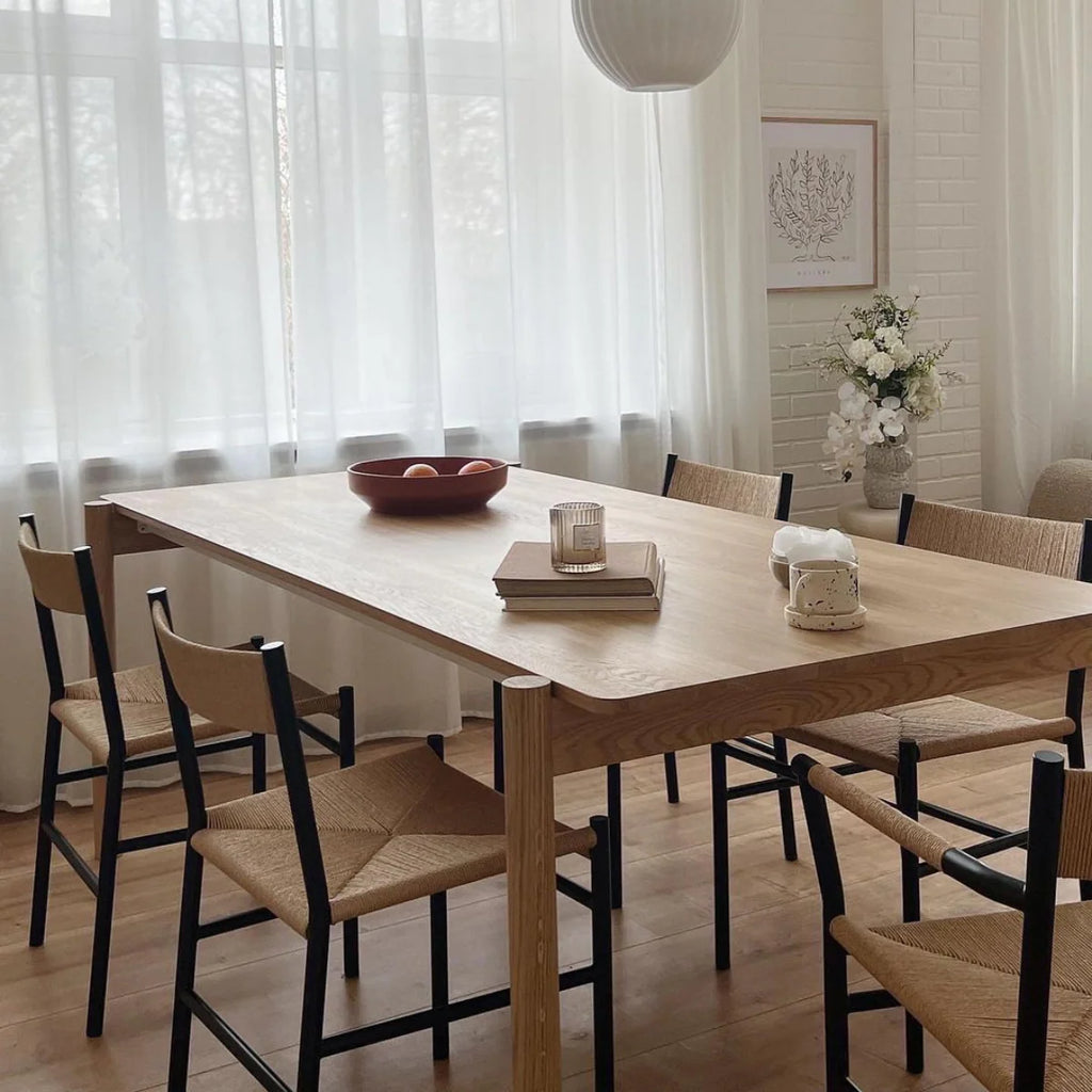 MAKE nordic THY Rectangular Dining Table โต๊ะรับประทานอาหารหน้าโต๊ะลิโนเลียมโครงไม้โอ๊คดีไซน์สแกนดิเนเวียน ออกแบบโดย Esben Pilgaard Jørgensen