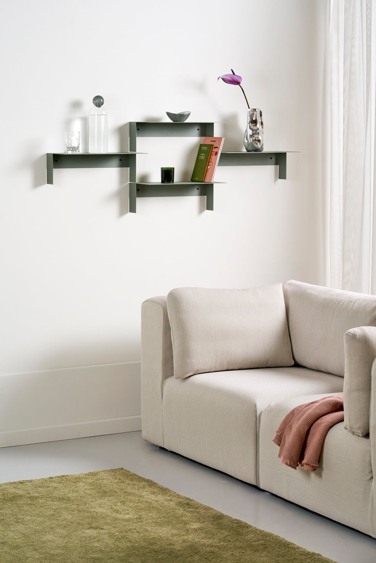 Pli Wall Shelf