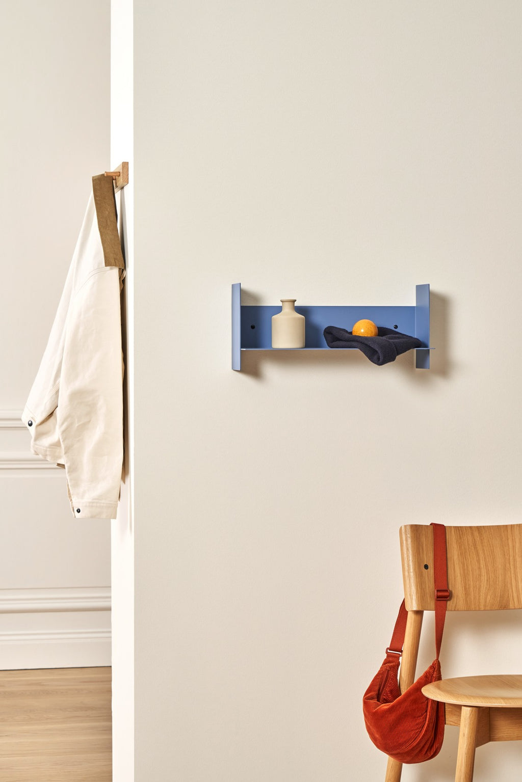 Pli Wall Shelf