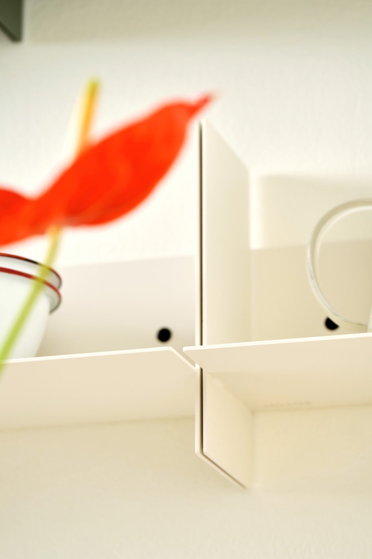 Pli Wall Shelf