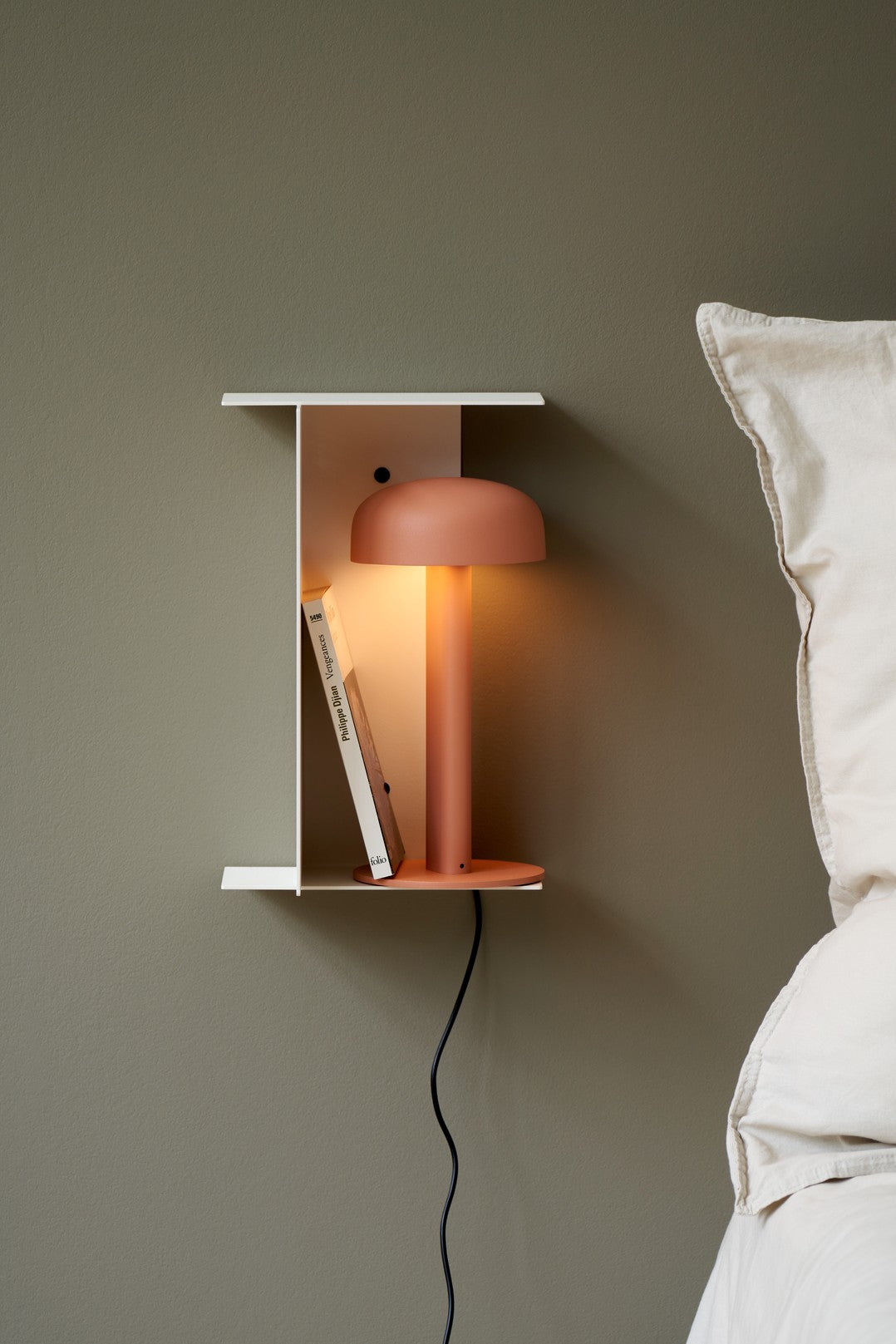 Pli Wall Shelf