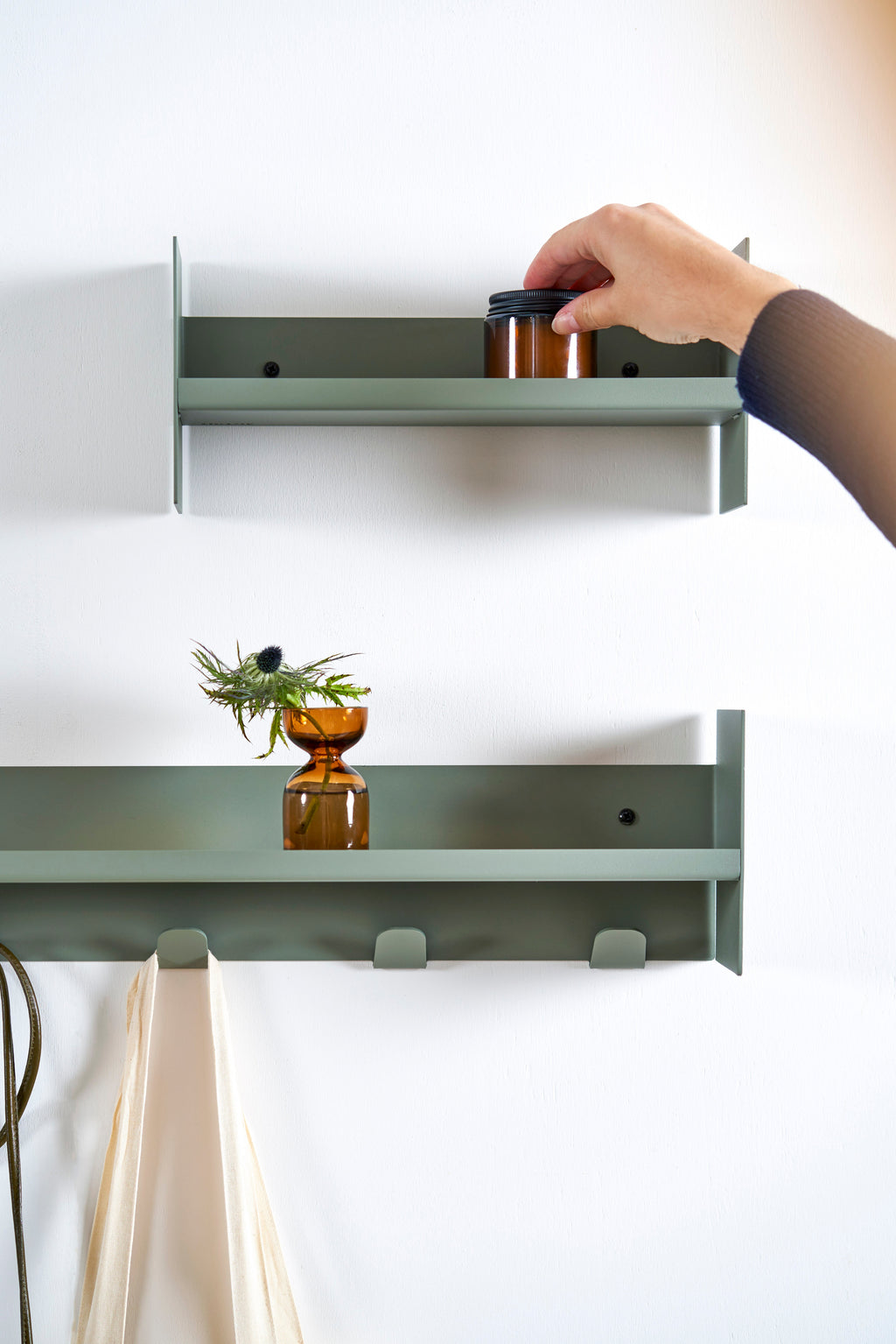 Pli Wall Shelf