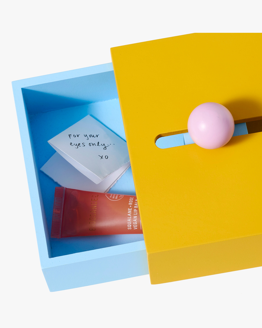 Areaware Cache Box by Kenyon Yeh, minimalist wooden box in warm, playful colors curated by Old Pine Trees for everyday spaces. กล่องเก็บของดีไซน์มินิมอลจาก Areaware ผลงานของ Kenyon Yeh สีสันเรียบแต่สนุก คัดสรรโดย Old Pine Trees