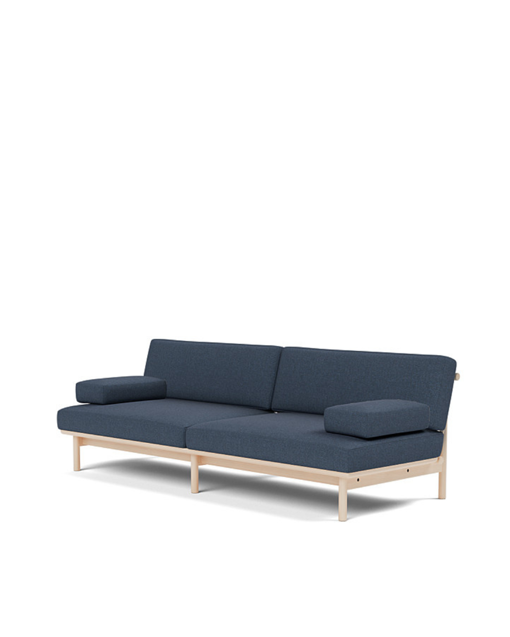 โซฟา Spoke Sofa จาก TAKT แบรนด์เฟอร์นิเจอร์ร่วมสมัยจากเดนมาร์ก ออกแบบโดยสตูดิโอ Anderssen & Voll เพื่อสร้างโซฟาที่ทั้งงดงาม เรียบง่าย และยั่งยืน โครงสร้างไม้โอ๊กแท้ที่ผ่านการรับรอง FSC® ผสมผสานกับเบาะผ้า 100% จาก Kvadrat ทุกส่วนถอดประกอบและซ่อมได้ตามแนวคิด Perpetual Sustainable Design เพื่อยืดอายุการใช้งานและลดของเสีย ดีไซน์แบบสแกนดิเนเวียเผยโครงสร้างอย่างซื่อสัตย์และให้ความรู้สึกอบอุ่น เหมาะกับการใช้งานในทุกพื้นที่ของบ้าน จัดจำหน่ายโดย Old Pine Trees