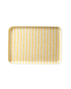 ถาด Linen Tray Henry สี Yellow Beige ถาดอเนกประสงค์ผ้าลินินเคลือบเรซิน น้ำหนักเบา แข็งแรง กันน้ำ ใช้เสิร์ฟอาหาร วางของ หรือจัดตกแต่ง จาก Fog Linen Work โดย Old Pine Trees