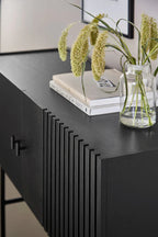 Array Sideboard (180 cm) ตู้เก็บของไม้ oak veneer พร้อมขาโลหะสีดำ ออกแบบโดย Says Who