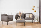Nakki 2-Seater โซฟาสองที่นั่งพร้อมขาโลหะสีดำ ออกแบบโดย Mika Tolvanen