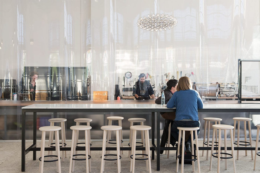 Mattiazzi MC5 SOLO Counter / Bar Stool สตูลไม้ ash หรือ oak สำหรับ counter และ bar seating ออกแบบโดย Nitzan Cohen