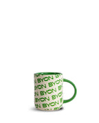 แก้วมัค Byon Liz ลายโลโก้สีขาวเขียว ดีไซน์จากสวีเดน ผลิตจากสโตนแวร์คุณภาพสูง ลายโลโก้ซิกเนเจอร์ของ Byon สดชื่นและขี้เล่น ใช้ได้กับเครื่องล้างจานและไมโครเวฟ เหมาะสำหรับบ้านสไตล์สแกนดิเนเวียน