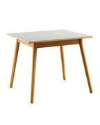 FDB Møbler C35 Dining Table Series โต๊ะไม้โอ๊กดีไซน์ปี 1957 โดย Poul M. Volther พร้อมตัวเลือกท็อปไม้โอ๊กและลิเนเลียม หลายขนาดและแผ่นต่อโต๊ะ (extension leaves)