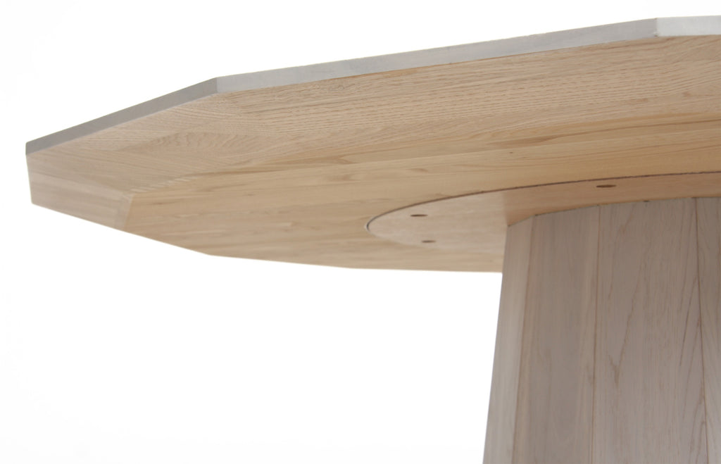 Karimoku New Standard Colour Wood Dining 120 โต๊ะอาหารไม้เกาลัดทรง 14 เหลี่ยม ออกแบบโดย Scholten & Baijings