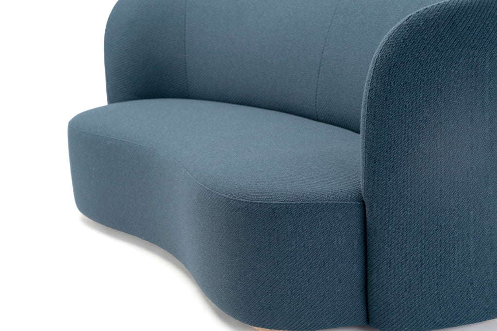 Karimoku New Standard Polar Sofa 2-Seater โซฟาเบาะบุผ้าฐานไม้โอ๊ค ออกแบบโดย Moritz Schlatter