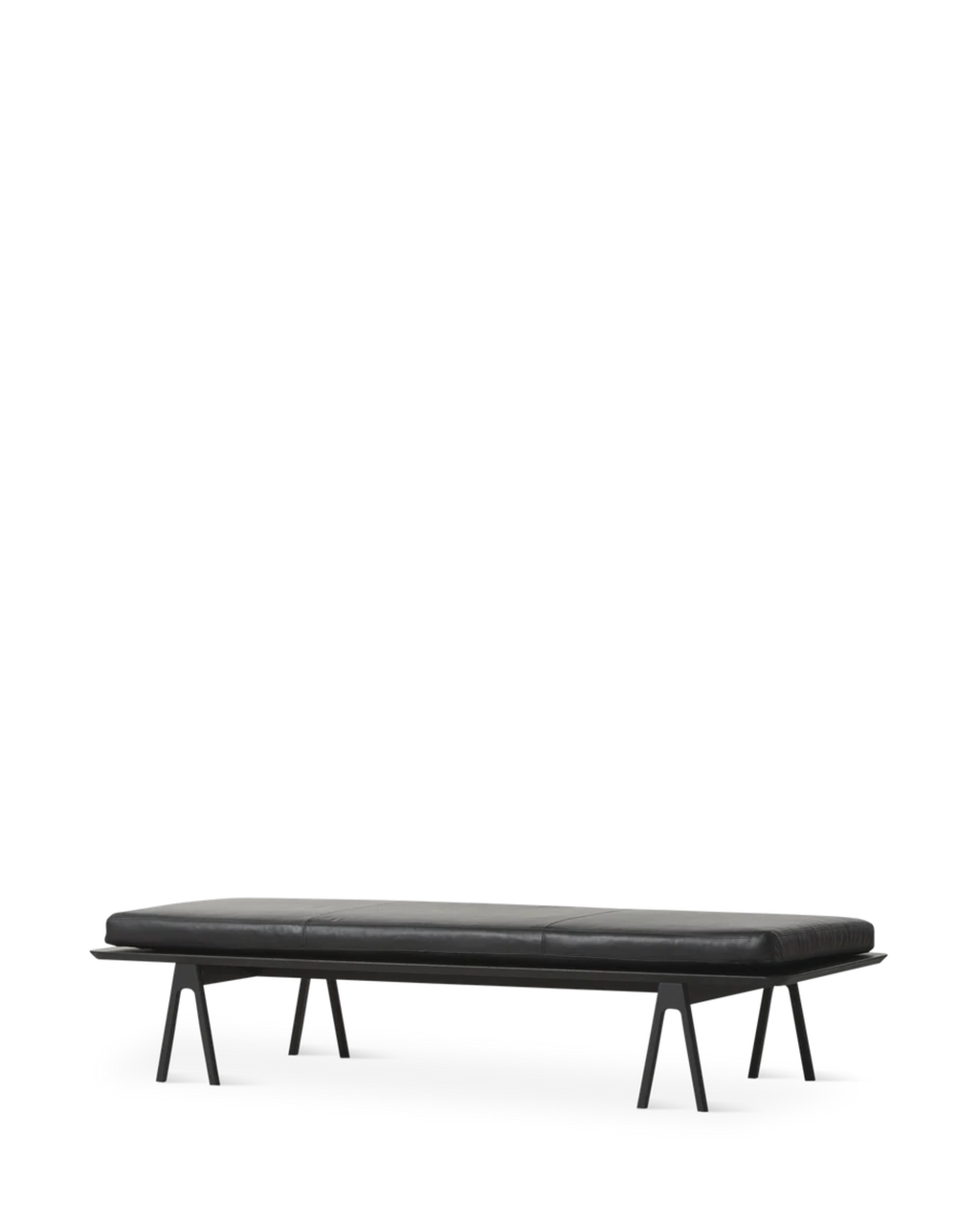 Level Daybed daybed โครงไม้ oak พร้อมเบาะหนัง ออกแบบโดย MSDS Studio