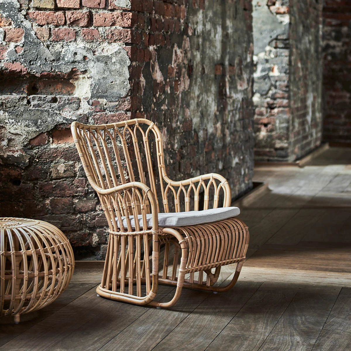 Sika Design Tulip Lounge Chair เก้าอี้พักผ่อนหวาย พร้อมเบาะผ้า