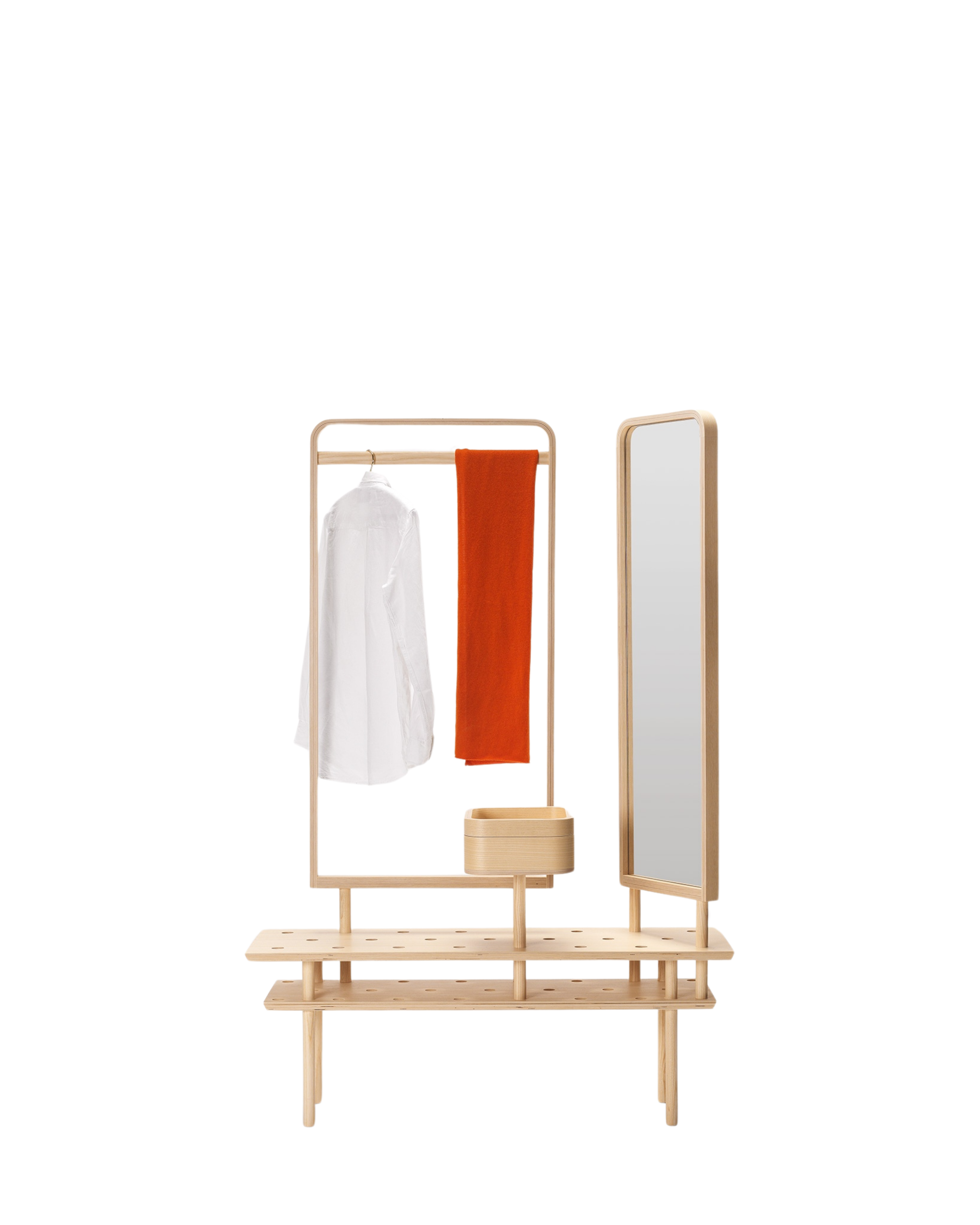 Zilio A&C Etta Wardrobe โครงสร้าง ash และ plywood พร้อมราวแขวนเสื้อ กล่องเก็บของ และกระจกบานใหญ่ ออกแบบโดย Dossofiorito