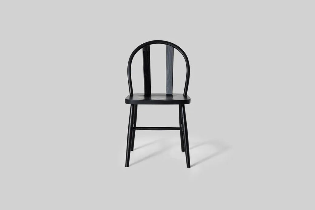 Very Good & Proper Bird Chair เก้าอี้ไม้ ash โครงสร้างแบบ Windsor ออกแบบโดย Michael Marriott