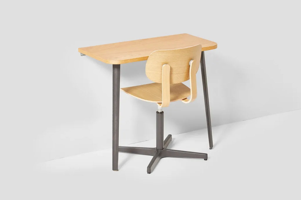 Very Good & Proper Canteen Console Table โต๊ะ console โครง aluminium หน้า linoleum หรือไม้ veneer ออกแบบโดย Ed Carpenter และ André Klauser
