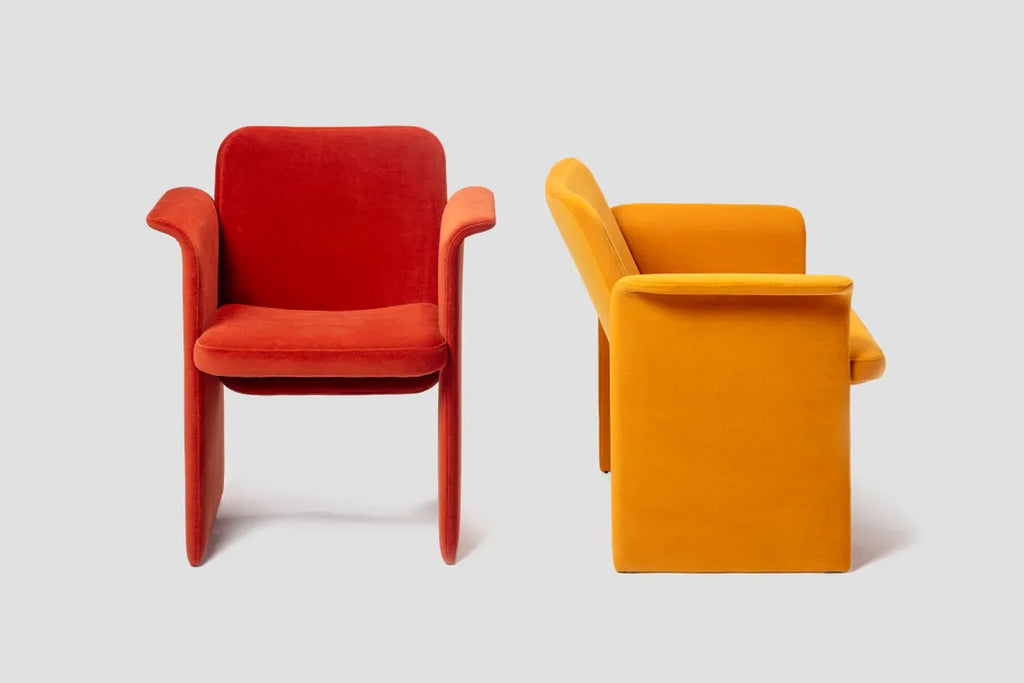 Very Good & Proper Quattro Chair เก้าอี้ upholstered โครง plywood แบบ 4 ชิ้นประกอบ ออกแบบโดย John Tree