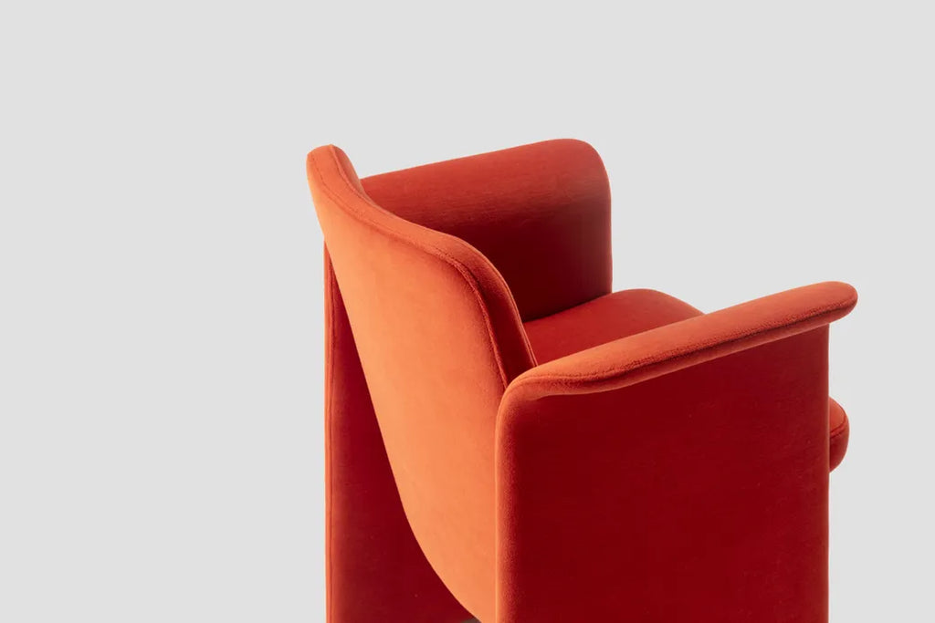 Very Good & Proper Quattro Chair เก้าอี้ upholstered โครง plywood แบบ 4 ชิ้นประกอบ ออกแบบโดย John Tree