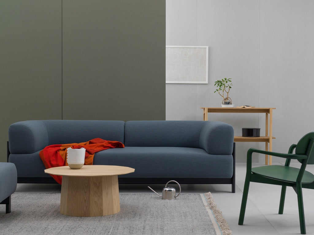 Karimoku New Standard Elephant Sofa 3-Seater โซฟา 3 ที่นั่งเบาะบุผ้าฐานไม้เกาลัด ออกแบบโดย Christian Haas