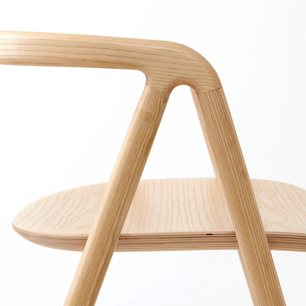 Made by Choice LAAKSO Dining Chair เก้าอี้ไม้ ash พร้อม U-shaped backrest ออกแบบโดย Saku Sysiö