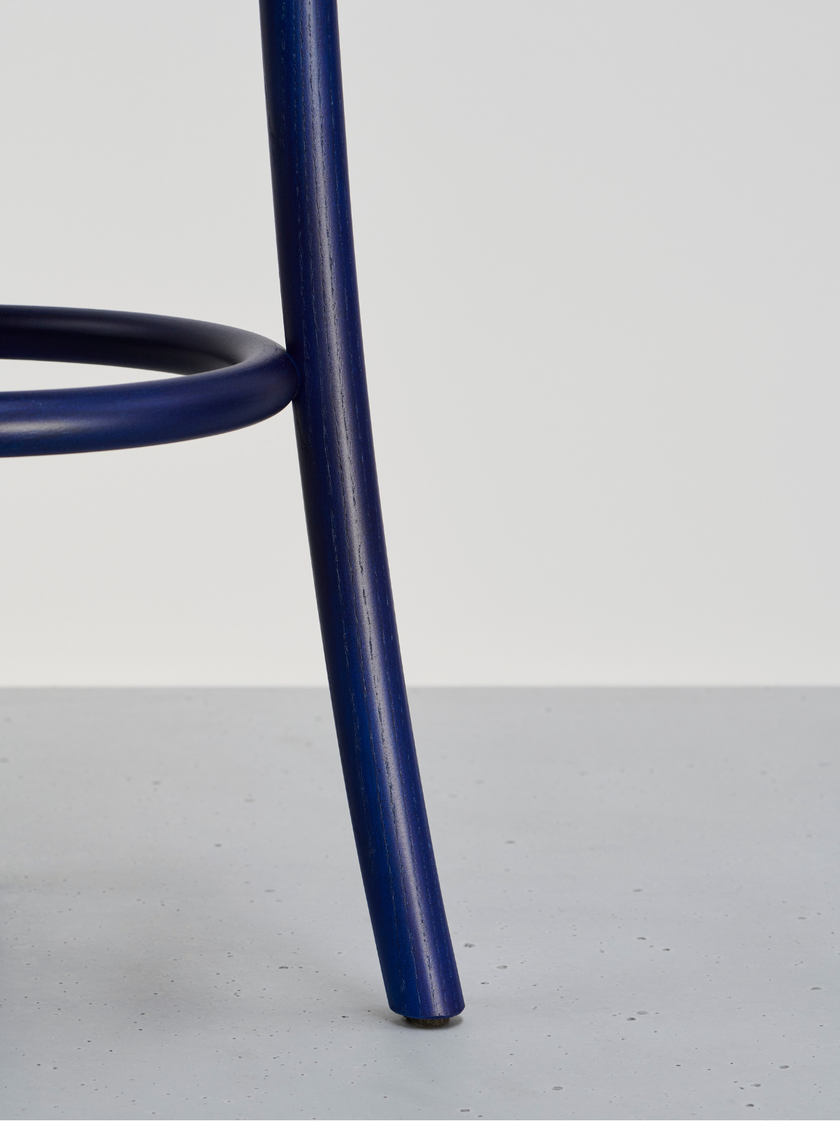 Mattiazzi MC18 ZAMPA Counter / Bar Stool สตูลโครงไม้ ash สำหรับเคาน์เตอร์และบาร์ร่วมสมัย