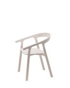 Mattiazzi MC1 HE SAID Chair เก้าอี้ไม้ ash ออกแบบโดย Nitzan Cohen พร้อม armrest ทรงชัดเจนและรายละเอียดงานไม้โค้งต่อเนื่อง