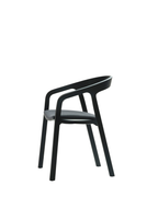 Mattiazzi MC1 SHE SAID Chair เก้าอี้ไม้ ash ออกแบบโดย Nitzan Cohen พร้อม armrest โค้งลาดและรายละเอียดงานไม้ต่อเนื่อง