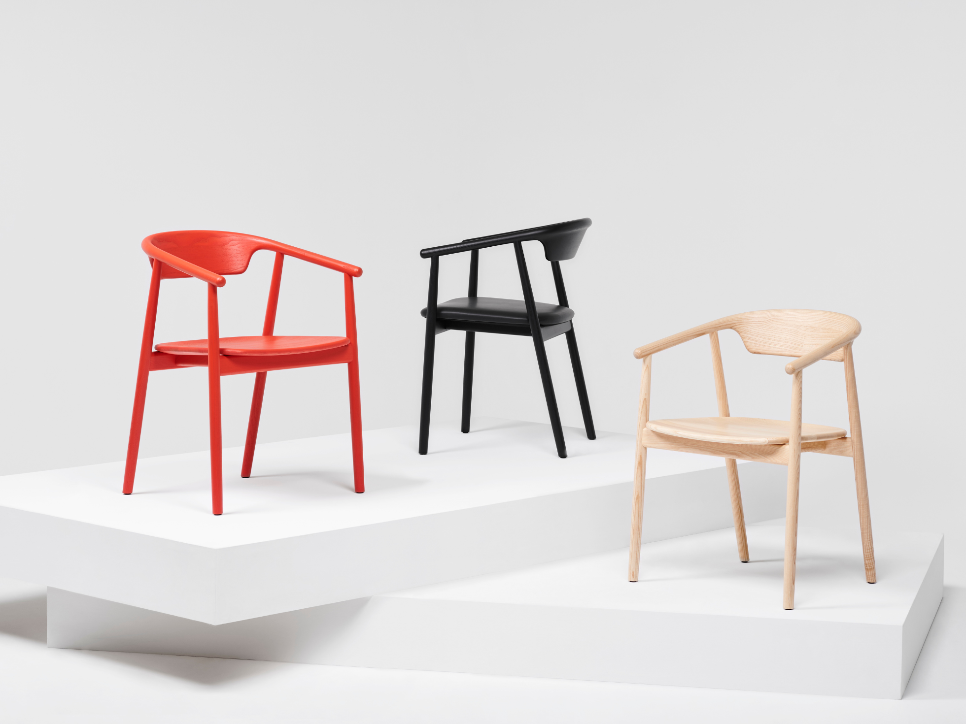 Mattiazzi MC21 LEVA Chair เก้าอี้พักแขนโครงไม้ ash สำหรับโต๊ะอาหาร ร้านอาหาร และพื้นที่ภายในร่วมสมัย
