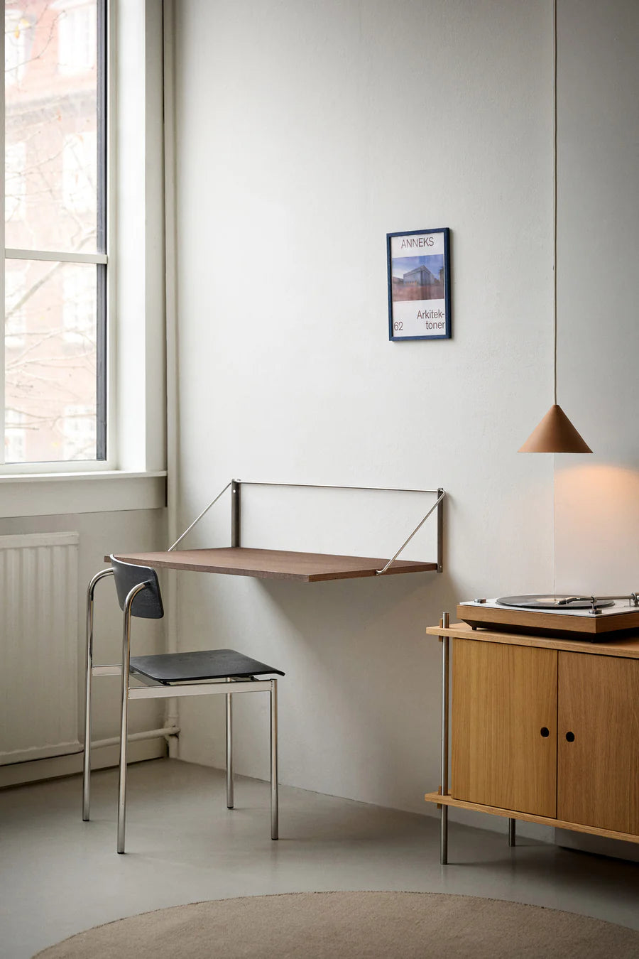 Fold-out Desk
