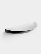 MOEBE Half Moon Shelf ชั้นวางติดผนังเหล็กทรงครึ่งวงกลม ออกแบบโดย MOEBE