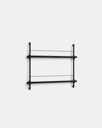 ชั้นวางของจาก MOEBE ดีไซน์เรียบง่ายแบบสแกนดิเนเวีย ปรับเปลี่ยนได้ตามพื้นที่และการใช้งาน ผลิตจากไม้โอ๊กแท้และโครงเหล็กเคลือบสีพาวเดอร์ แบบโมดูลาร์ปรับเพิ่มช่องหรือทำเต็มผนังได้ ใช้ชั้นไม้โอ๊ควีนียร์ FSC นำเข้าโดย Old Pine Trees.