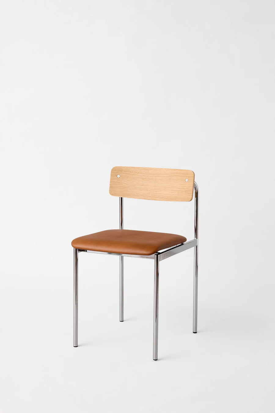 MOEBE Offset Chair เก้าอี้โครงเหล็กดีไซน์มินิมอล ที่นั่งไม้โอ๊ค จากแบรนด์ MOEBE