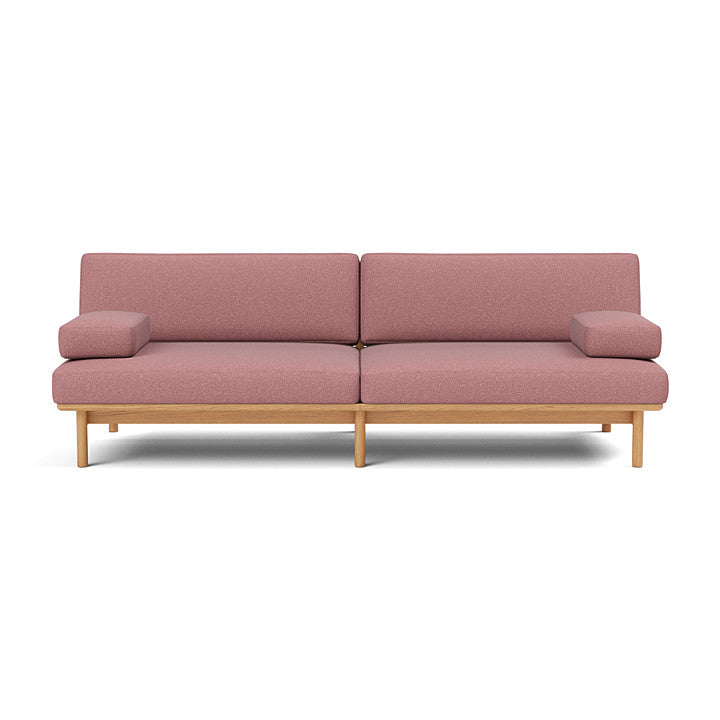 โซฟา Spoke Sofa จาก TAKT แบรนด์เฟอร์นิเจอร์ร่วมสมัยจากเดนมาร์ก ออกแบบโดยสตูดิโอ Anderssen & Voll เพื่อสร้างโซฟาที่ทั้งงดงาม เรียบง่าย และยั่งยืน โครงสร้างไม้โอ๊กแท้ที่ผ่านการรับรอง FSC® ผสมผสานกับเบาะผ้า 100% จาก Kvadrat ทุกส่วนถอดประกอบและซ่อมได้ตามแนวคิด Perpetual Sustainable Design เพื่อยืดอายุการใช้งานและลดของเสีย ดีไซน์แบบสแกนดิเนเวียเผยโครงสร้างอย่างซื่อสัตย์และให้ความรู้สึกอบอุ่น เหมาะกับการใช้งานในทุกพื้นที่ของบ้าน จัดจำหน่ายโดย Old Pine Trees