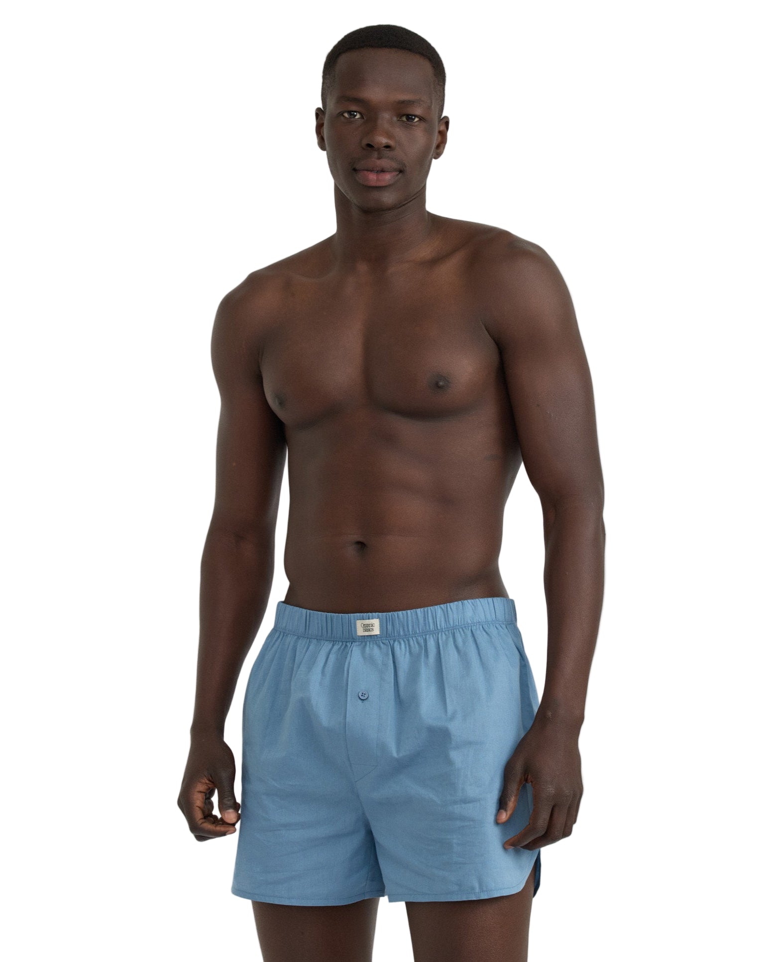 ชุดบ็อกเซอร์ 2 ชิ้น เนื้อผ้านุ่ม โปร่งสบาย ระบายอากาศได้ดี ดีไซน์ทรงคลาสสิกที่รีดีไซน์ใหม่พร้อมโลโก้ Organic Basics โดดเด่น ผลิตจากผ้าฝ้ายออร์แกนิก 95% ผสมอีลาสเทนเพื่อความทนทาน ยืดหยุ่น และใส่สบาย