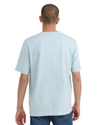 เสื้อยืด True Logo Tee สี Light Blue ทรงบ็อกซี่ แขนสั้น คอกลม ทำจากผ้าฝ้ายออร์แกนิก 100% เนื้อหนา 210 gsm พร้อมโลโก้ Organic Basics ที่ด้านหน้า – True Logo Tee in Light Blue, boxy crewneck short-sleeve T-shirt made from 100% heavyweight organic cotton with Organic Basics logo – sold by Old Pine Trees