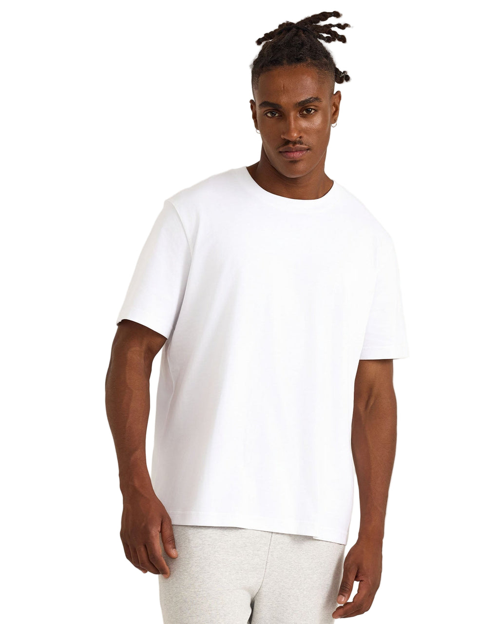 เสื้อยืด True Heavy Boxy Fit Tee สีขาว ผลิตจากผ้าฝ้ายออร์แกนิก 100% เนื้อหนา 210 gsm ทรงโอเวอร์ไซส์คอกลม แขนสั้น ขายโดย Old Pine Trees | True Heavy Boxy Fit Tee White – 100% Organic Cotton heavyweight oversized crewneck T-shirt, sold by Old Pine Trees