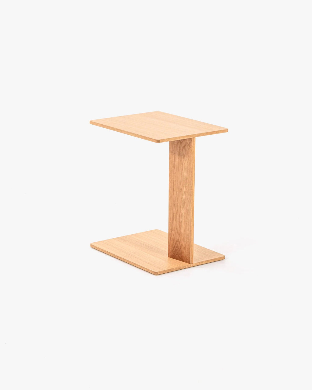 Overhang Rectangular Table โต๊ะข้างดีไซน์มินิมอลโครงสร้าง cantilever จาก Case Furniture ออกแบบโดย Terence Woodgate 