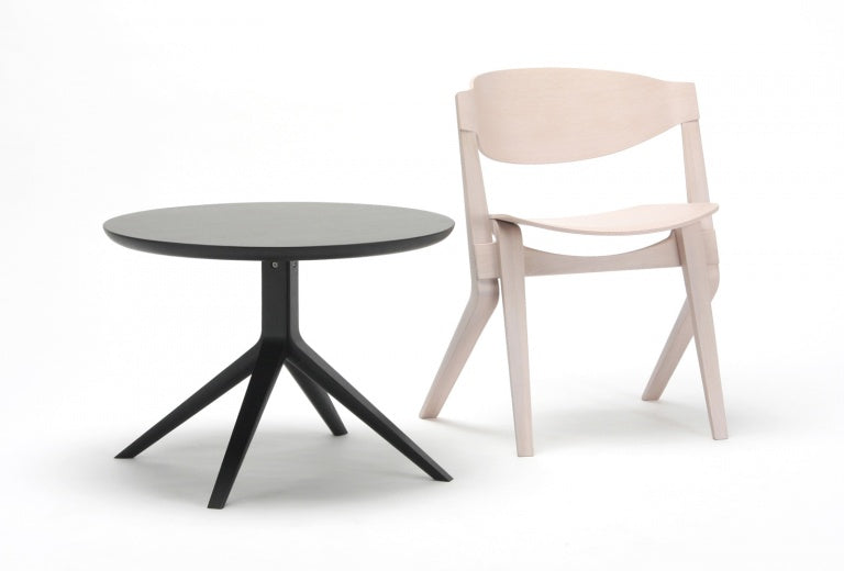 Karimoku New Standard Scout Bistro Low Table โต๊ะไม้โอ๊คขากลางดีไซน์มินิมอล ออกแบบโดย Christian Haas