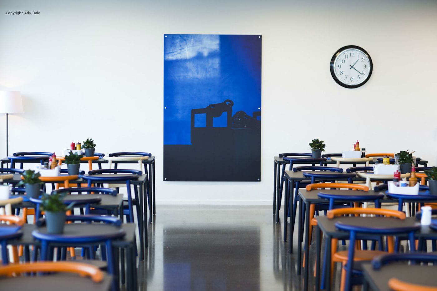 Mattiazzi MC5 SOLO Chair เก้าอี้ไม้ดีไซน์เรียบง่ายสำหรับ café และ dining spaces ออกแบบโดย Nitzan Cohen