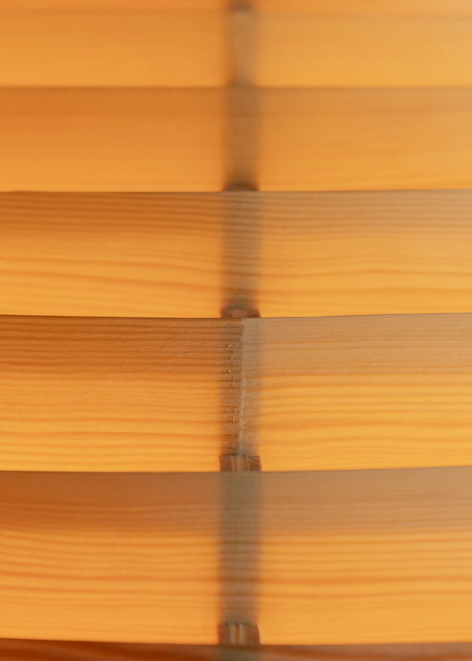 Vaarnii 1002 Hans Pendant XL 70 โคมไฟแขวนไม้ pine veneer ทรงวงซ้อน